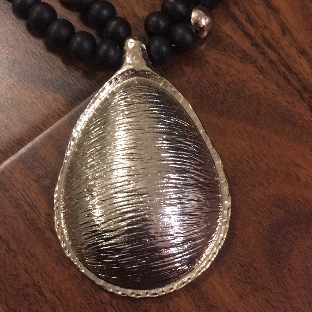 Necklace - Picture 2 of 4